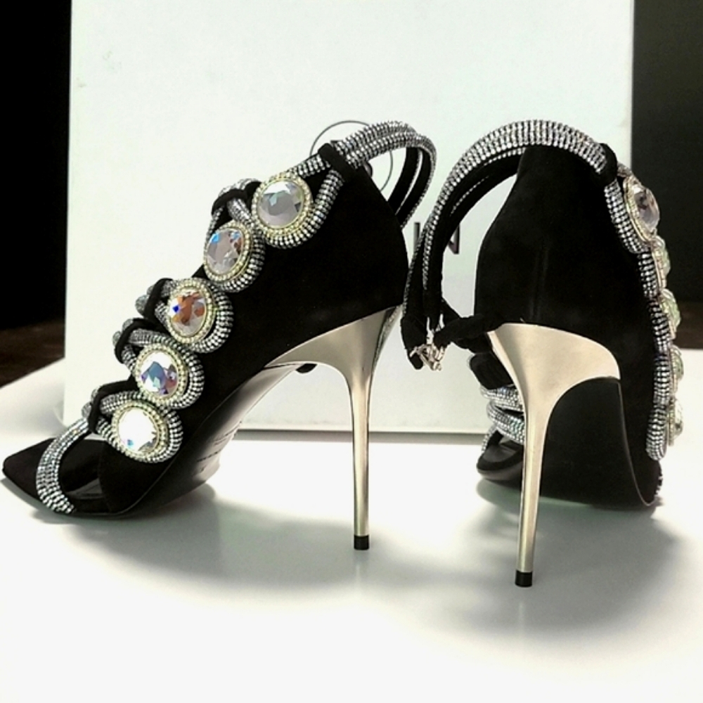 NIB$2995 Balmain Runway Uma Suede Crystal-Embellished Strappy Sandals 37.5 / 7 - Picture 9 of 16